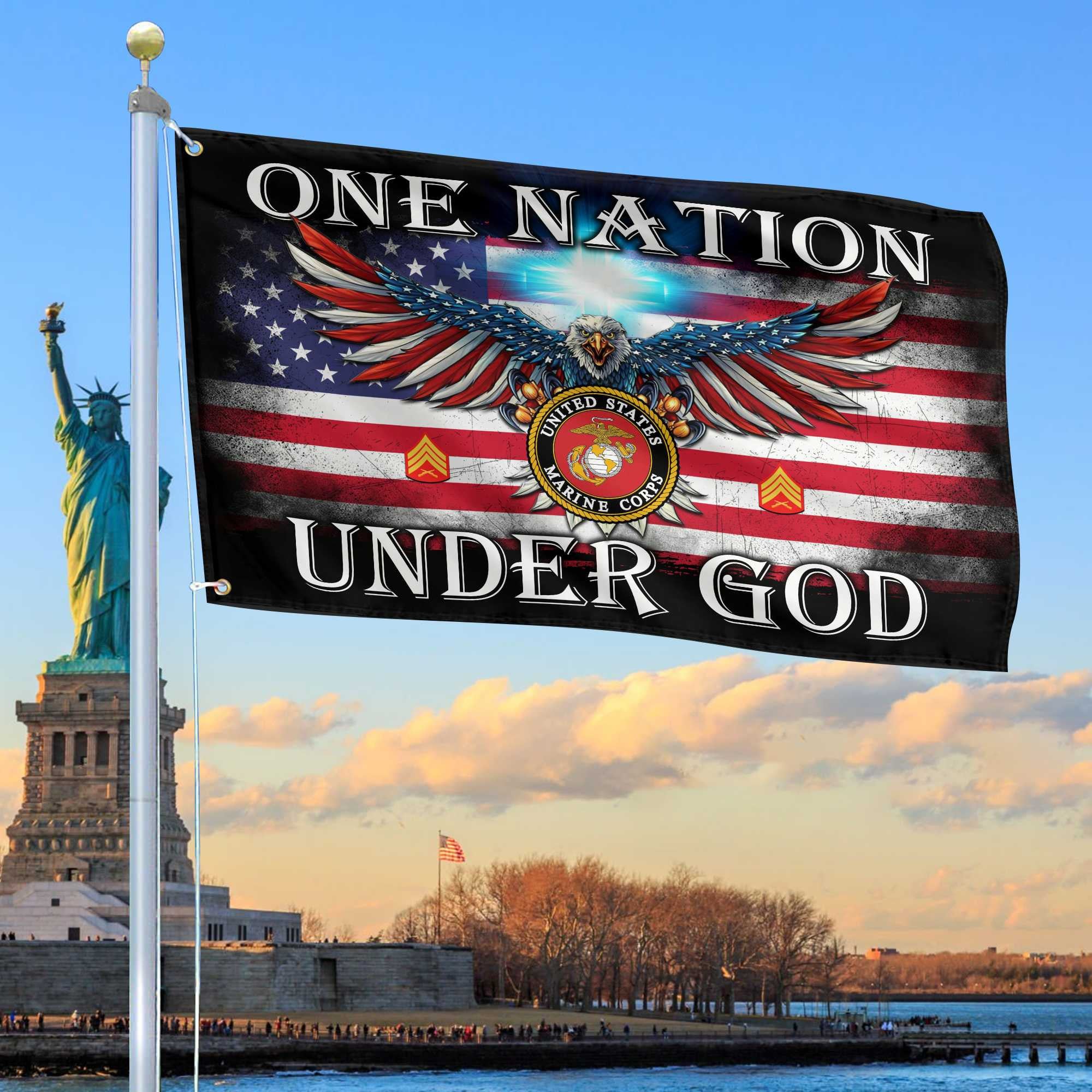 Unique Custom USMC Grommet Flag, Gift For Marine Veteran, Gifts For Dad, For Husband, Best Gifts On Father's Day, Independence Day, Veterans Day.