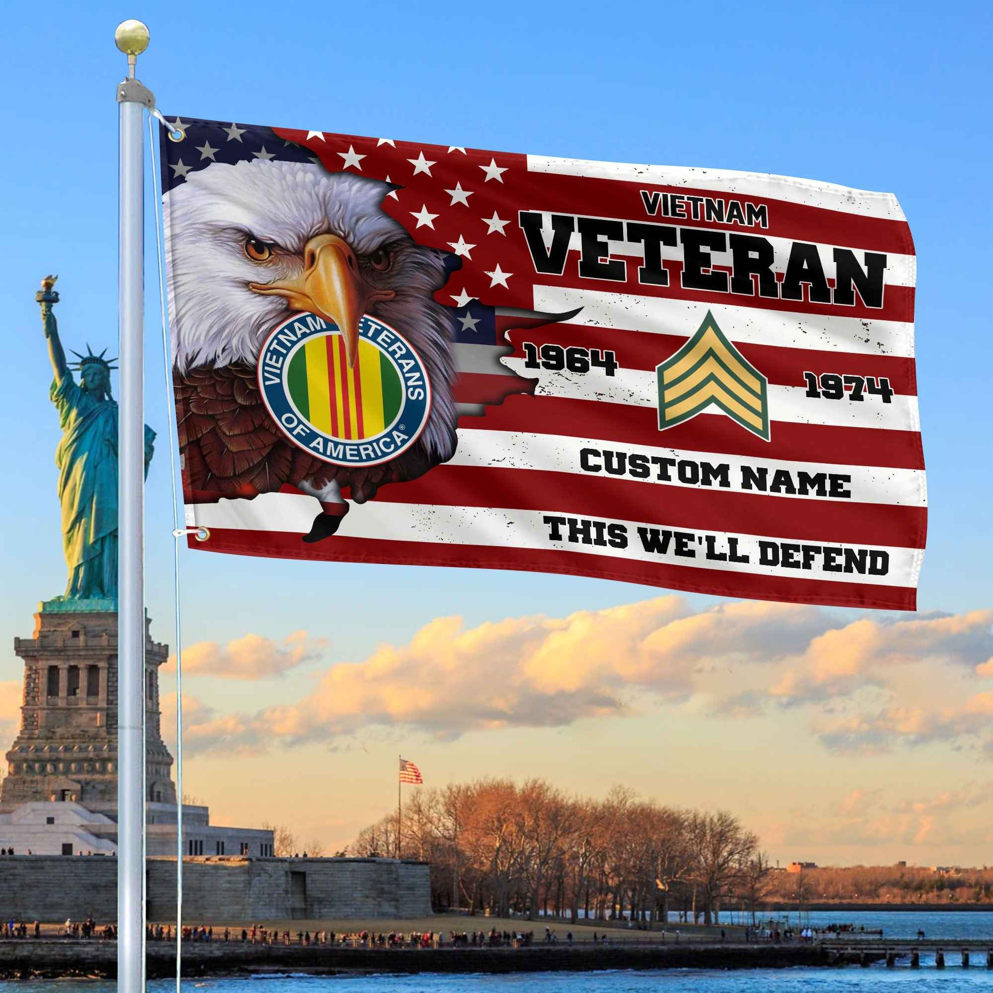 Premium Custom Vietnam Veteran Grommet Flag, Gifts For Vietnam Veteran, Best Gifts On Father's Day, Armed Forces Day, Independence Day, Veterans Day.