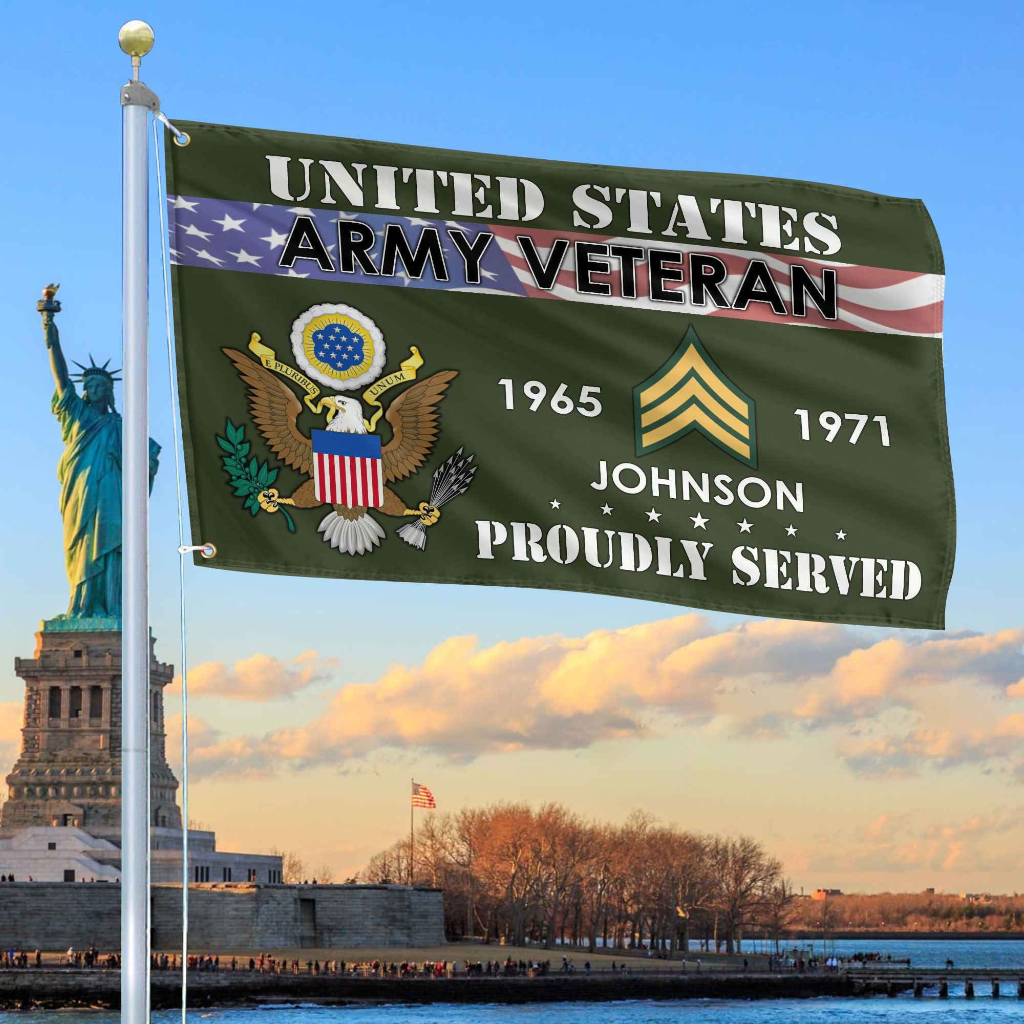 Premium US Army Grommet Flag, Custom Name, Rank, Year, Gifts For Army Veteran, Best Gifts On Father's Day, Armed Forces Day, Independence Day, Veterans Day.