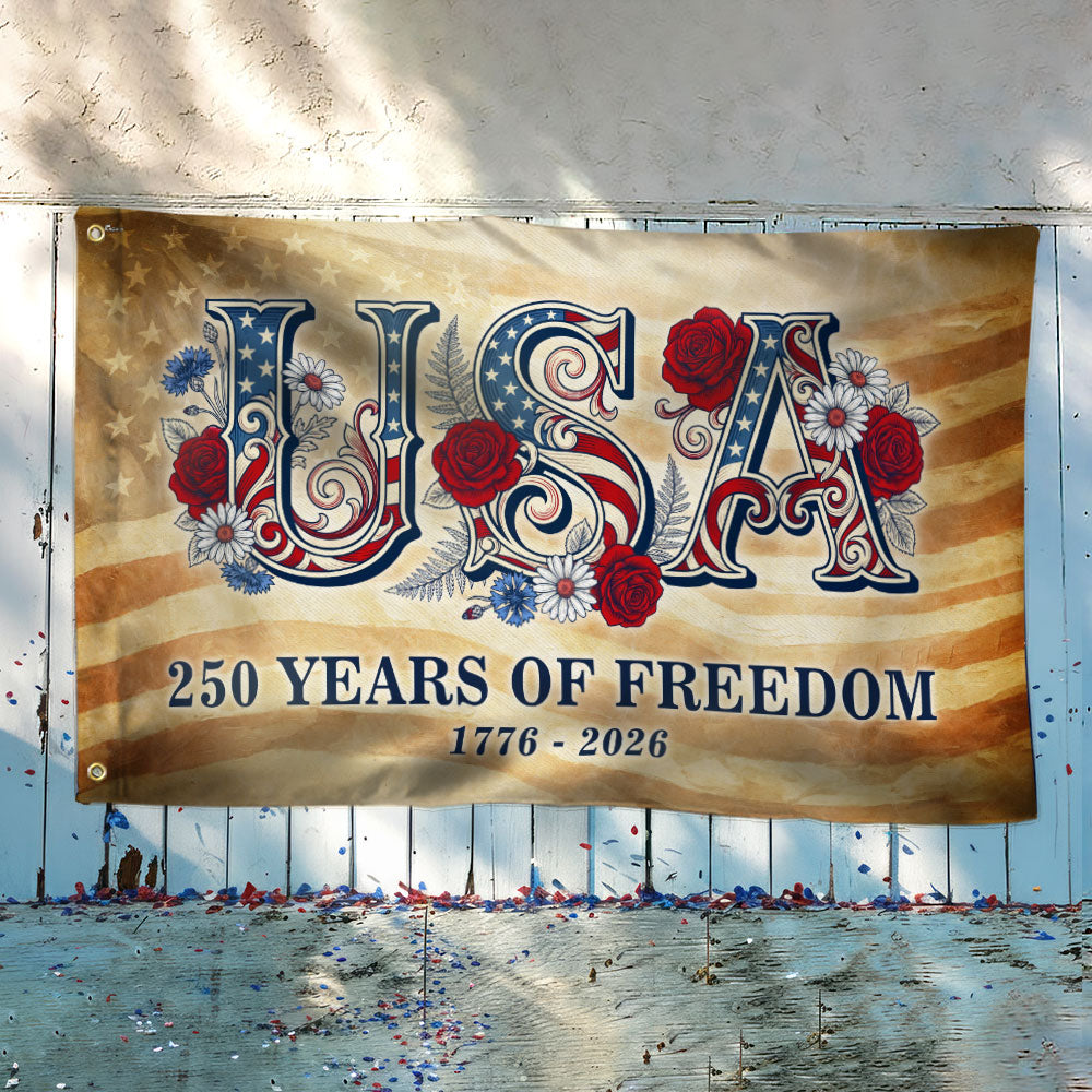 USA American Flag, 250 Years of Freedom Vintage Patriotic Grommet Flag