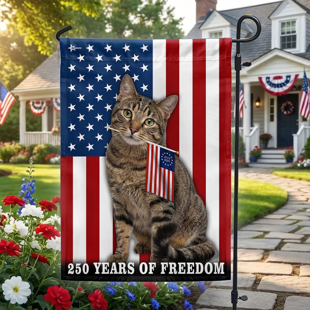 Cat American Flag, 250 Years of Freedom Patriotic Tappy Cat US Flag