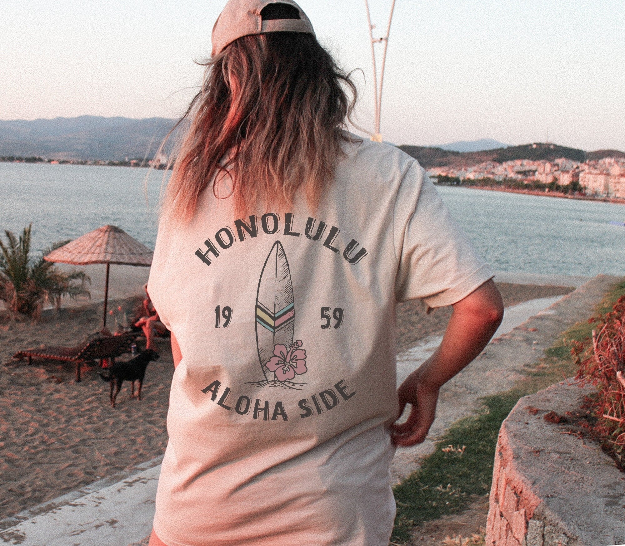 Honolulu Hawaii Beach T-Shirt | Aesthetic Summer Vacation Tee