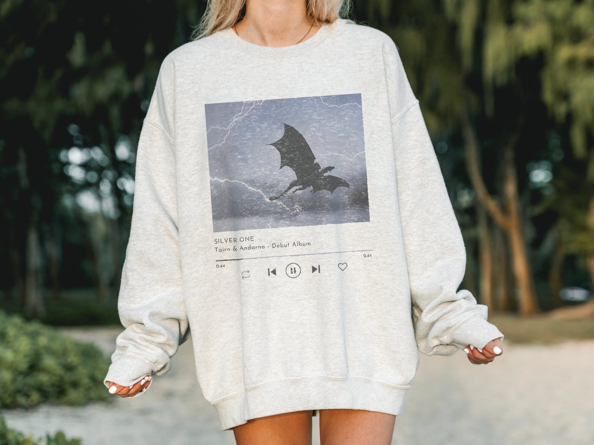 Basgiath War College Dragon Rider Sweatshirt - Image 5