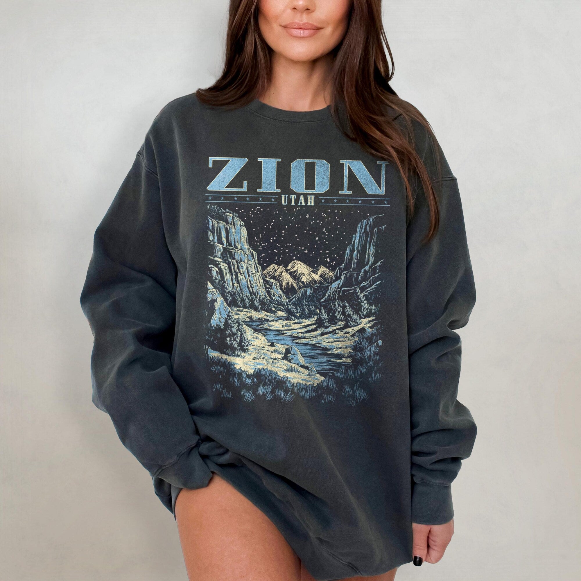 Zion National Park Retro Crewneck Sweatshirt (Comfort Colors) - Image 2