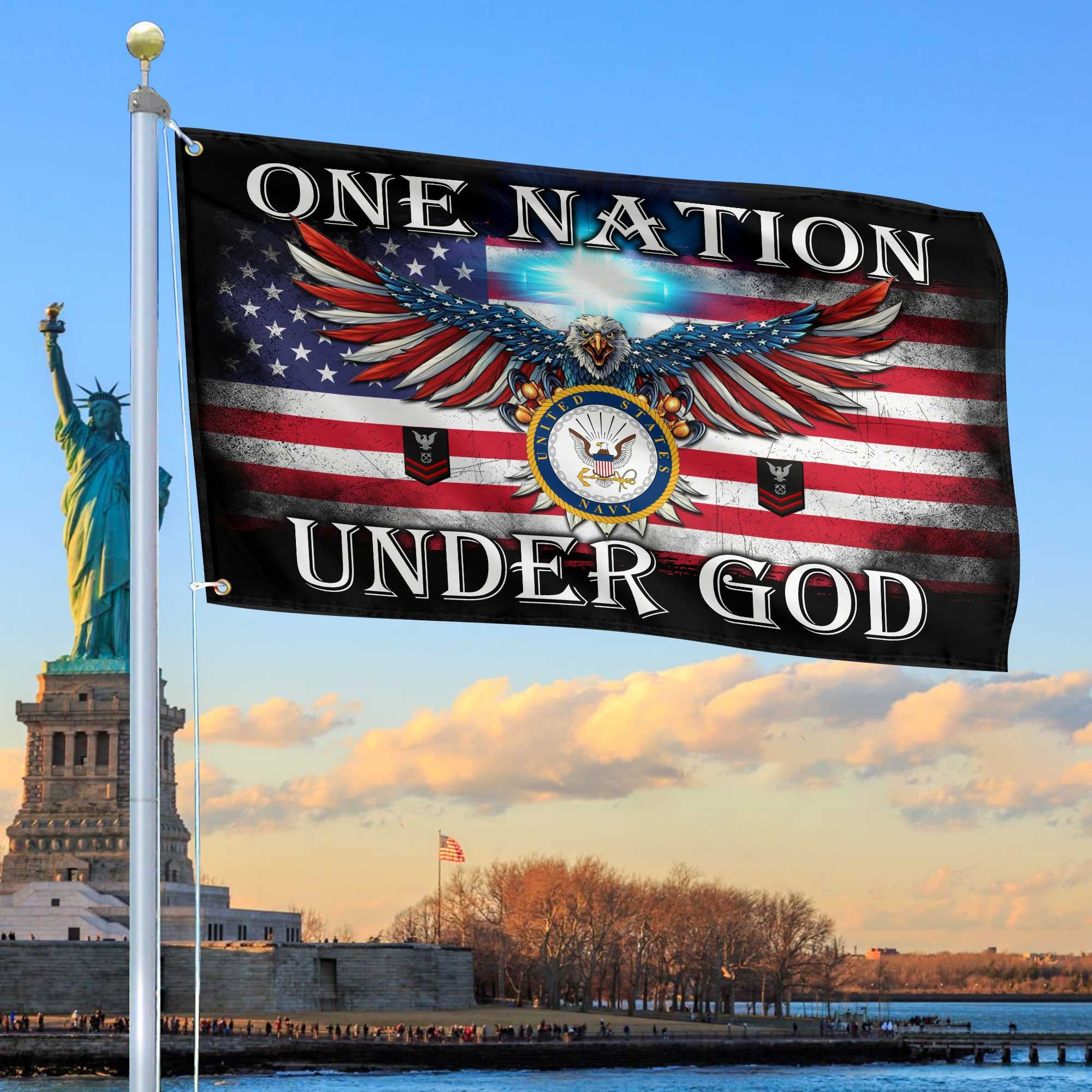 Unique Custom US Navy Grommet Flag, Gift For Navy Veteran, Gifts For Dad, For Husband, Best Gifts On Father's Day, Independence Day, Veterans Day.
