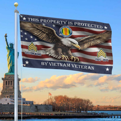 Unique Custom Name, Rank, Year, Vietnam Veteran Grommet Flag, Gifts For Vietnam Veteran, Gifts For Dad, For Husband, Best Gifts On Father's Day, Independence Day, Veterans Day.