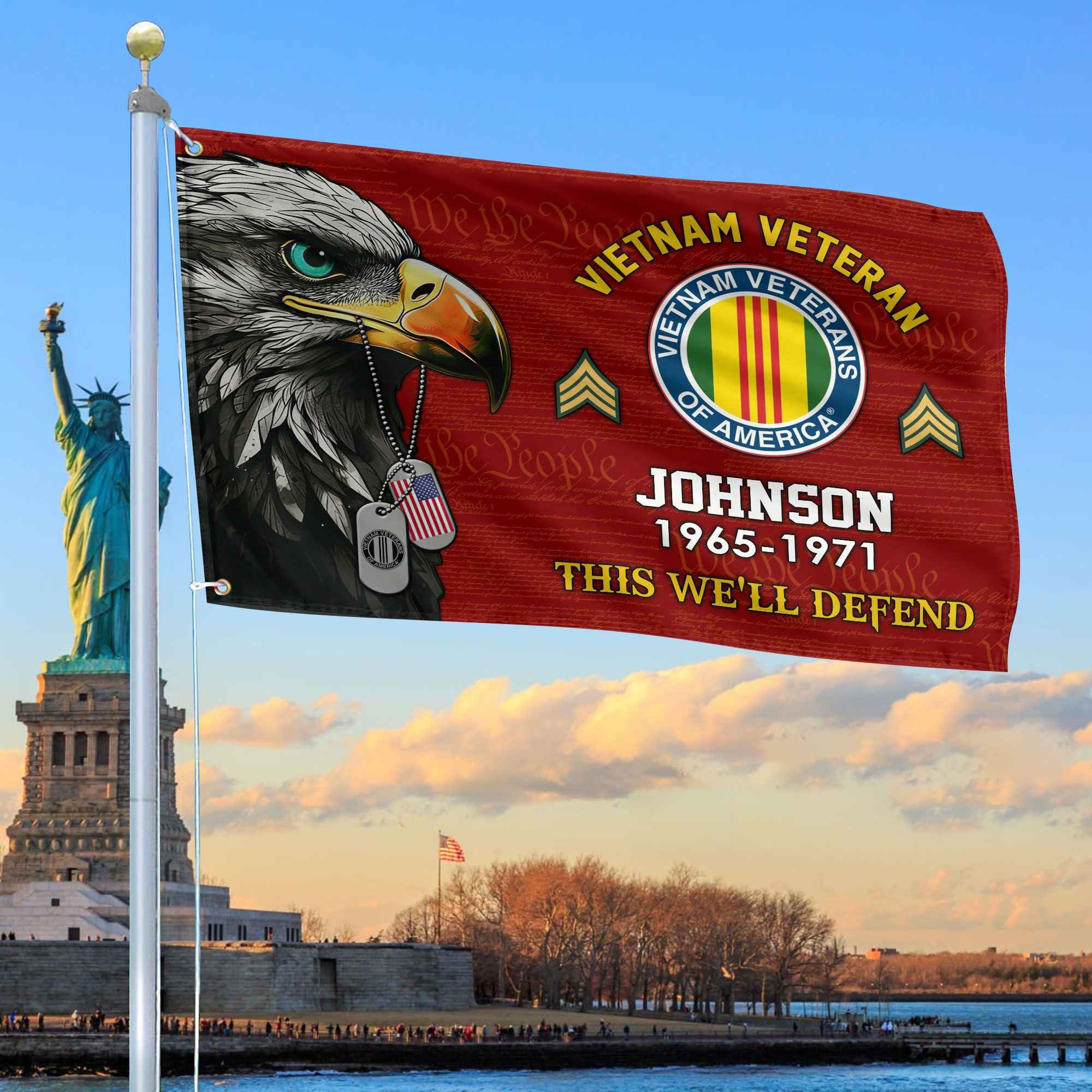 Vietnam Veteran Custom Grommet Flag, Gifts For Vietnam Veteran, Best Gifts On Father's Day, Armed Forces Day, Independence Day, Veterans Day.