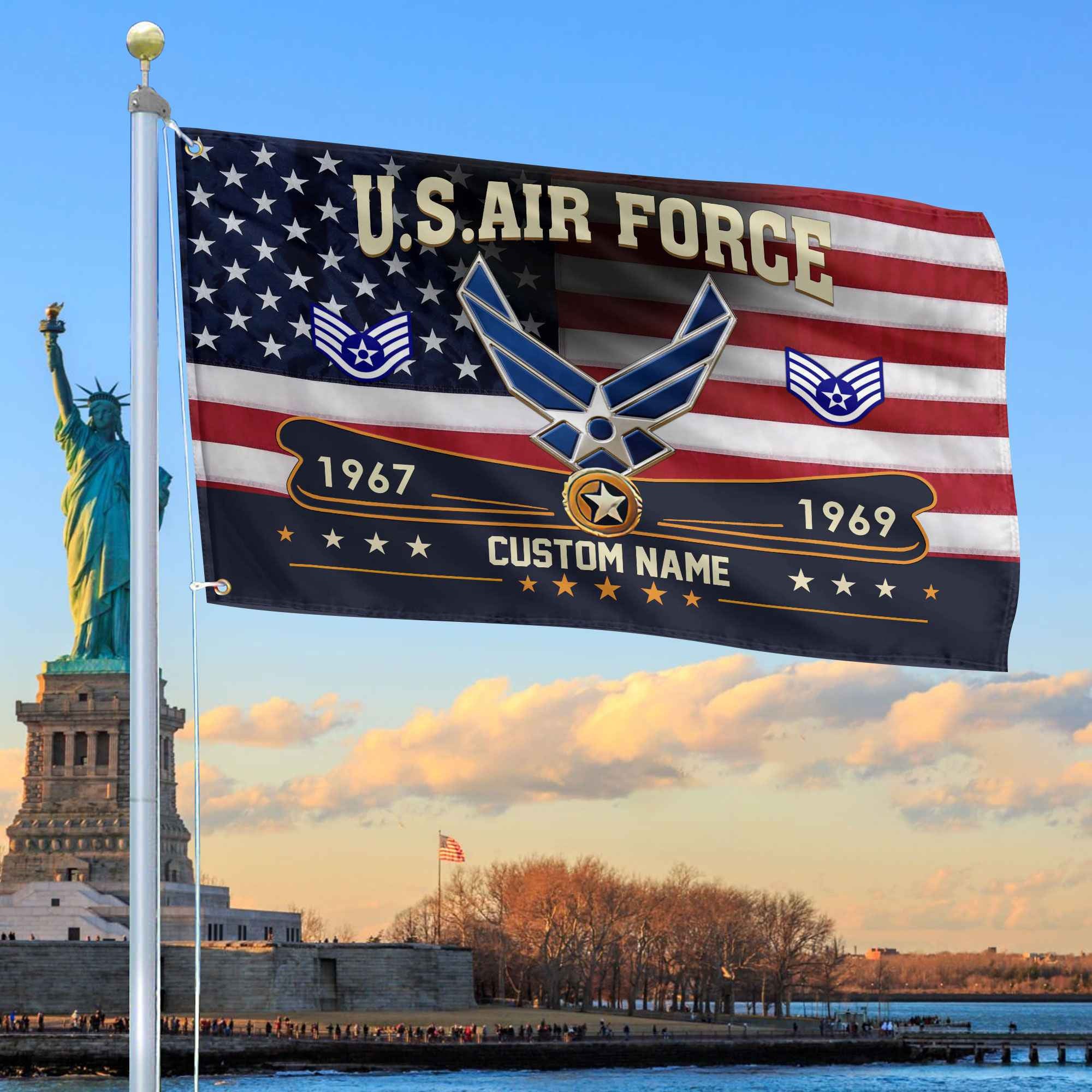 Premium USAF Grommet Flag, Custom Name, Rank, Year, Gifts For Air Force Veteran, Best Gifts On Father's Day, Armed Forces Day, Independence Day, Veterans Day.
