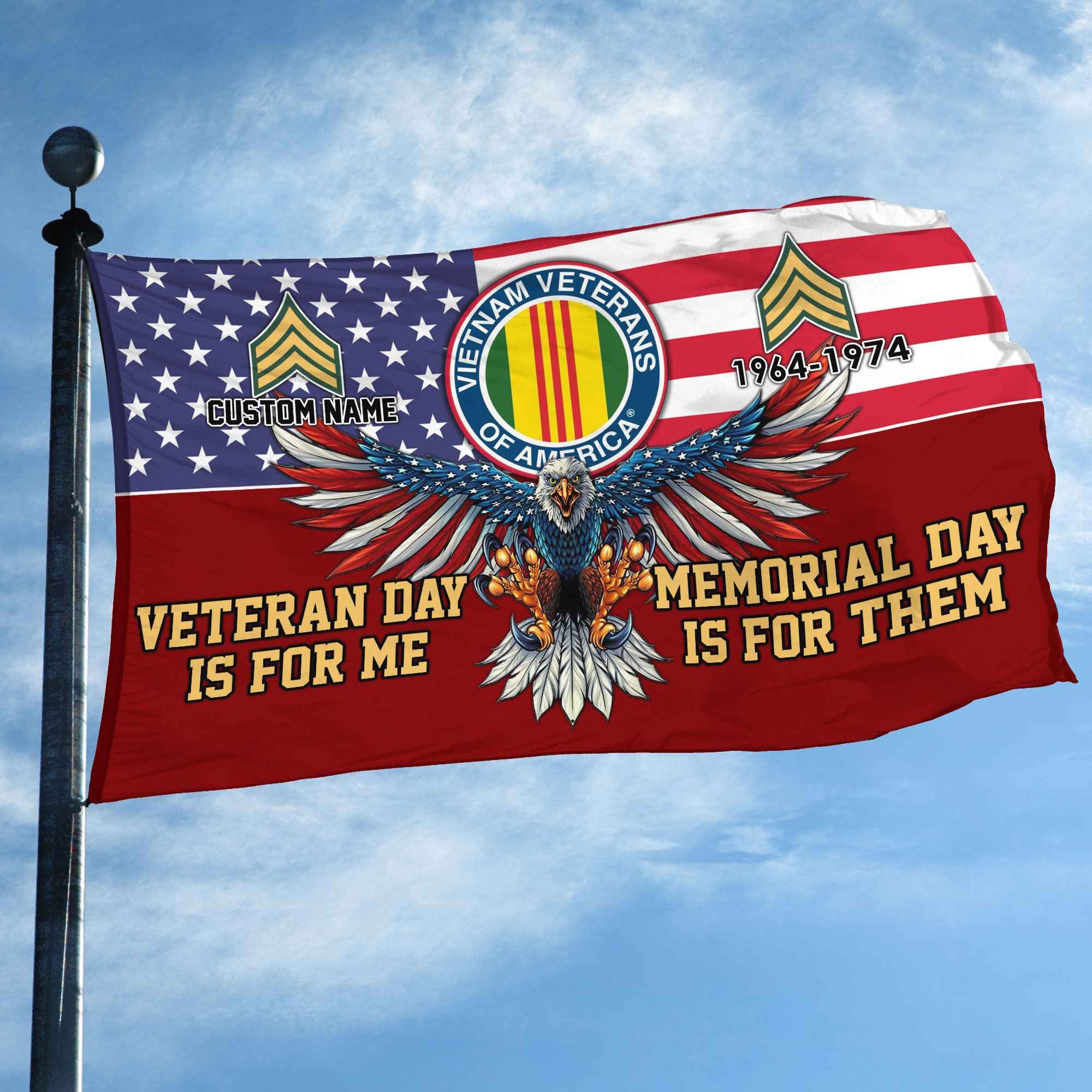 Vietnam Veteran Custom Grommet Flag, Gifts For Vietnam Veteran, Best Gifts On Father's Day, Armed Forces Day, Independence Day, Veterans Day.