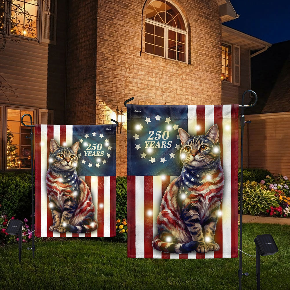 250 Years 1776 2026 Solar LED Flag Decor for Cat Lovers, Patriotic American Cat Garden Flag
