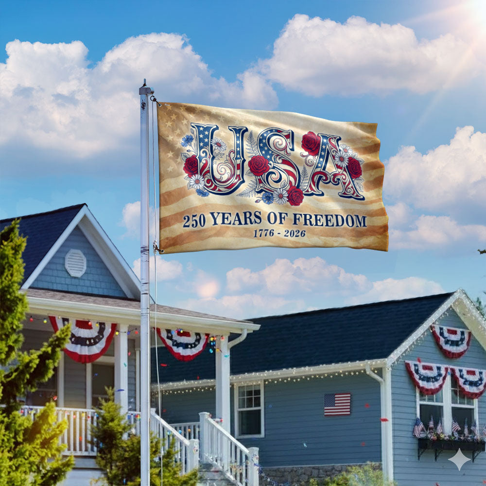 USA American Flag, 250 Years of Freedom Vintage Patriotic Grommet Flag
