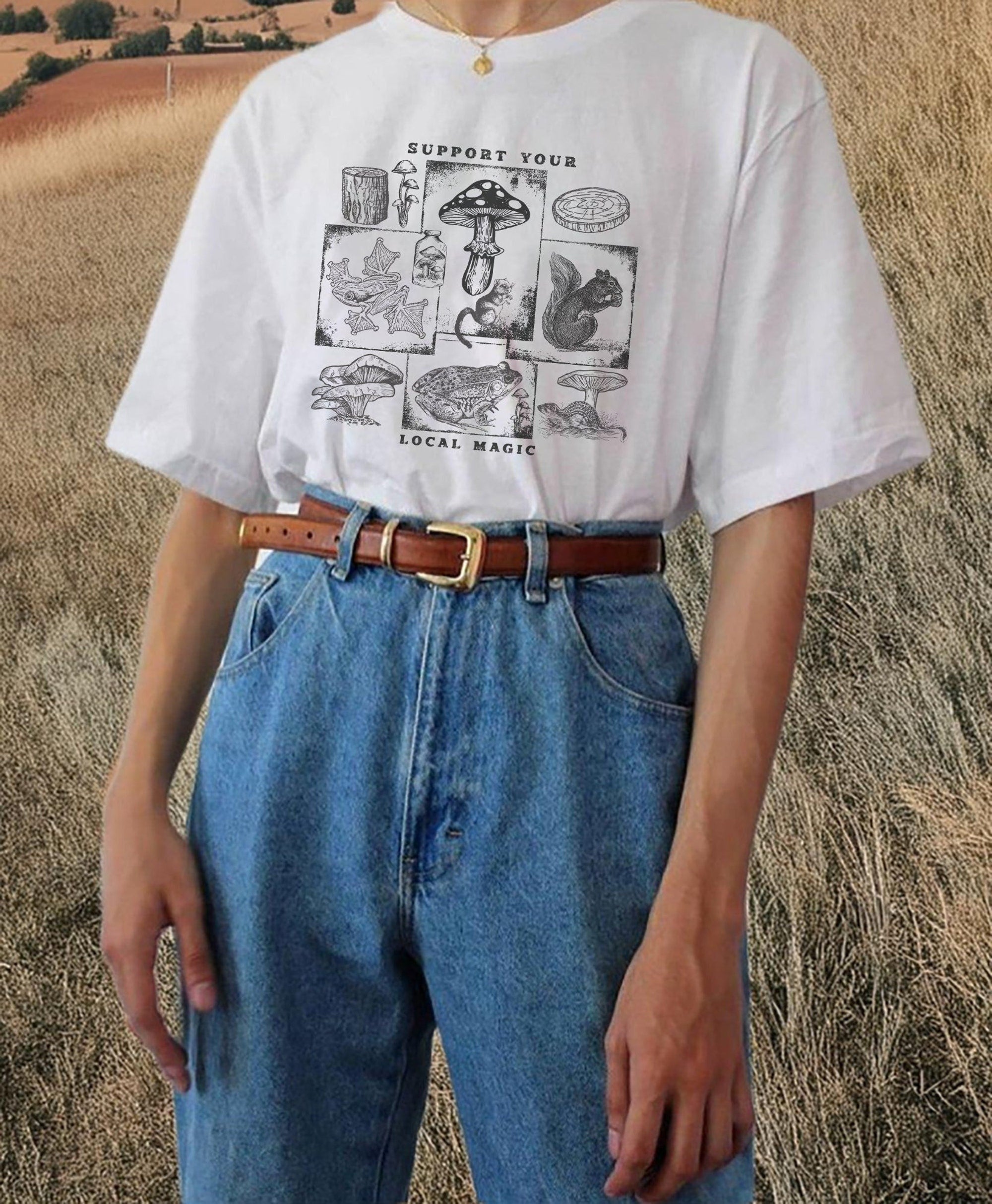 Vintage Frog & Mushroom Nature Graphic Unisex Tee