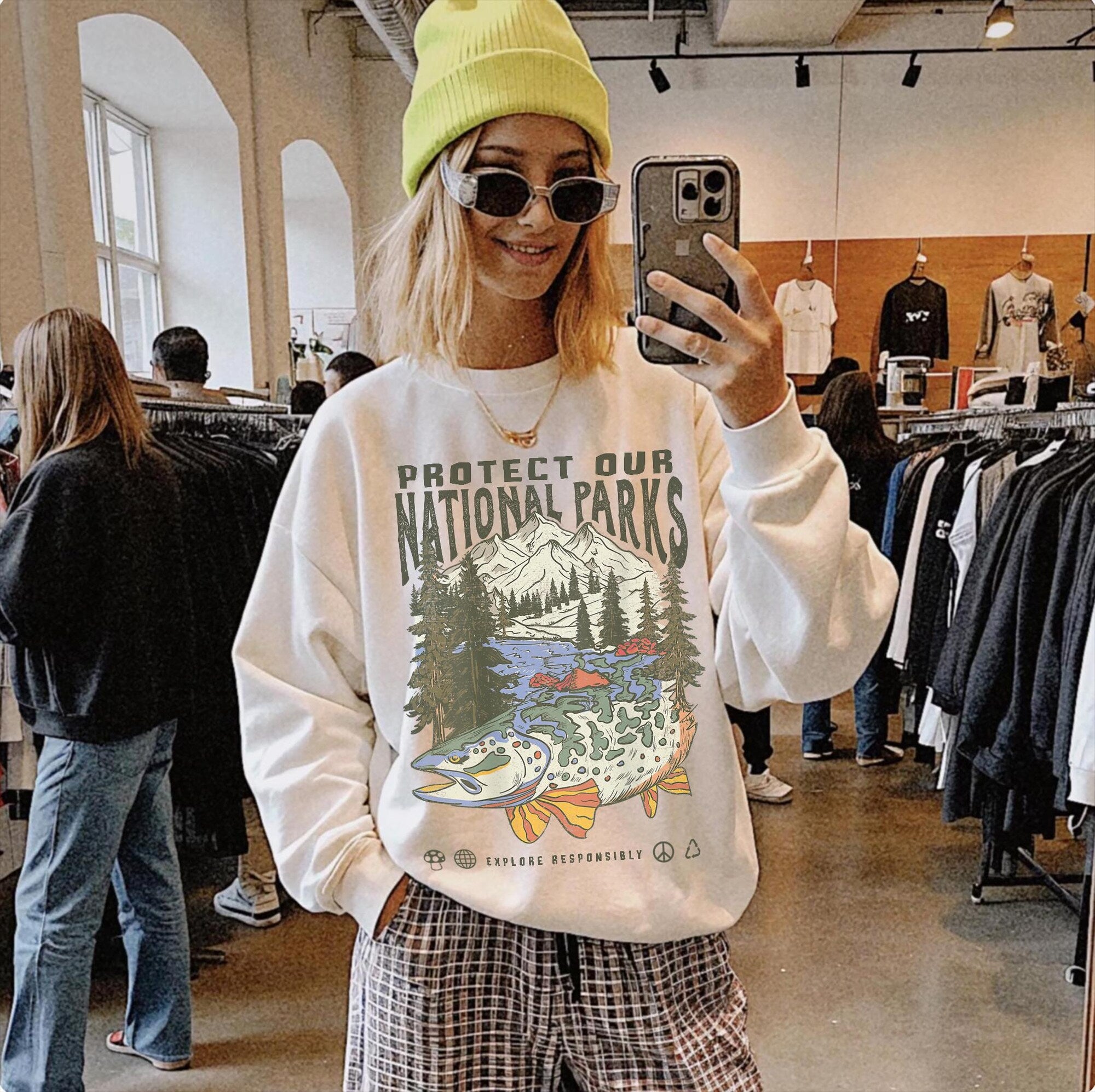 90s National Parks Crewneck Sweatshirt – Respect Wildlife - Image 2